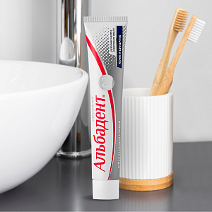 Альбадент® Зубная паста отбеливающая, 85 г